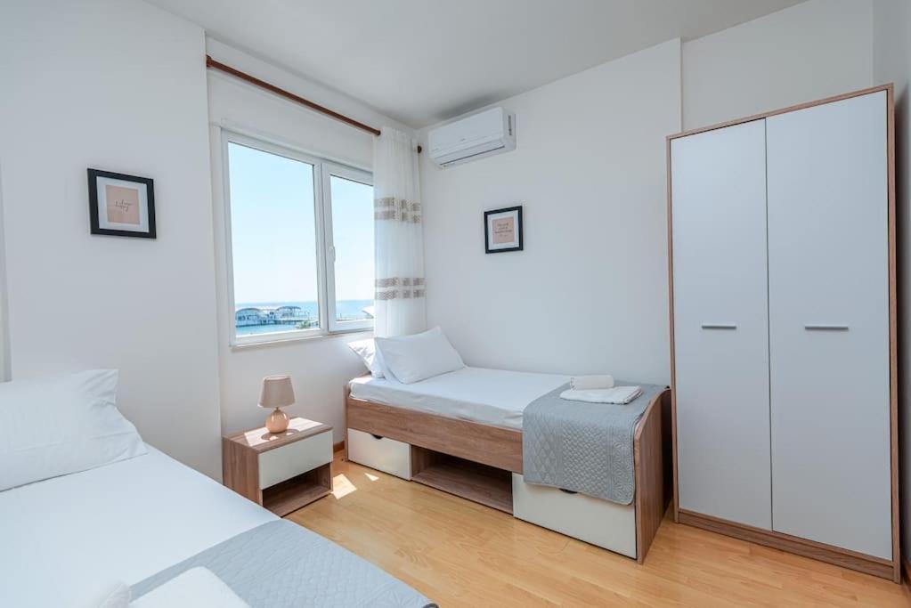 Grand View Apartment Durrës Exteriér fotografie
